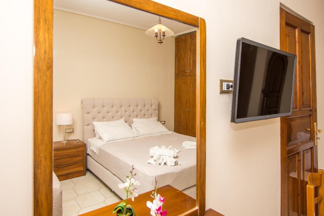 Paradise Bar Apartments Plános Extérieur photo