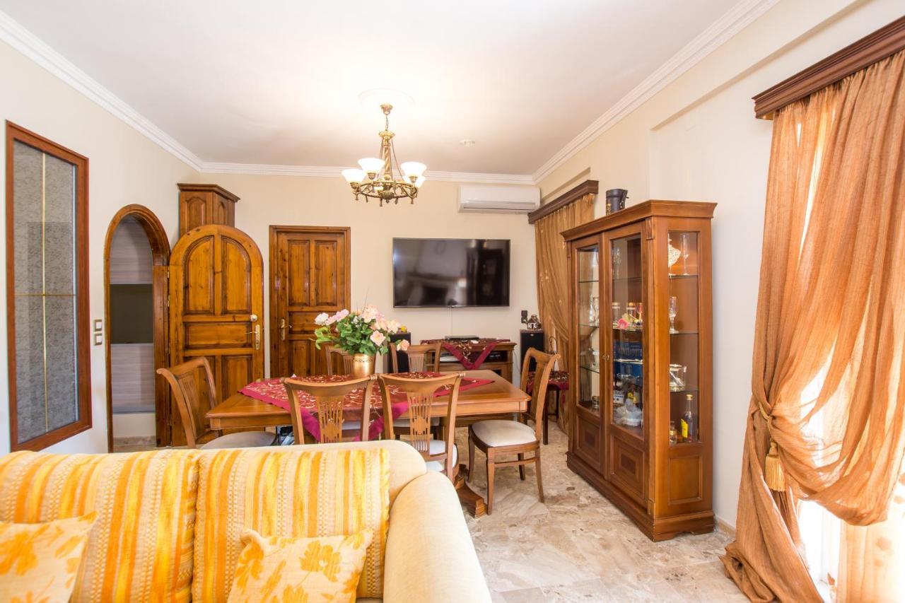 Paradise Bar Apartments Plános Extérieur photo